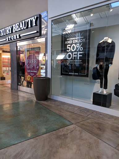 Luxury Beauty Store