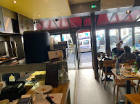 Atmosphère du Restaurant libanais Le Grand Phénicien à Paris - n°20