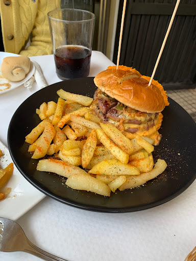 bar buena vida en Huelva