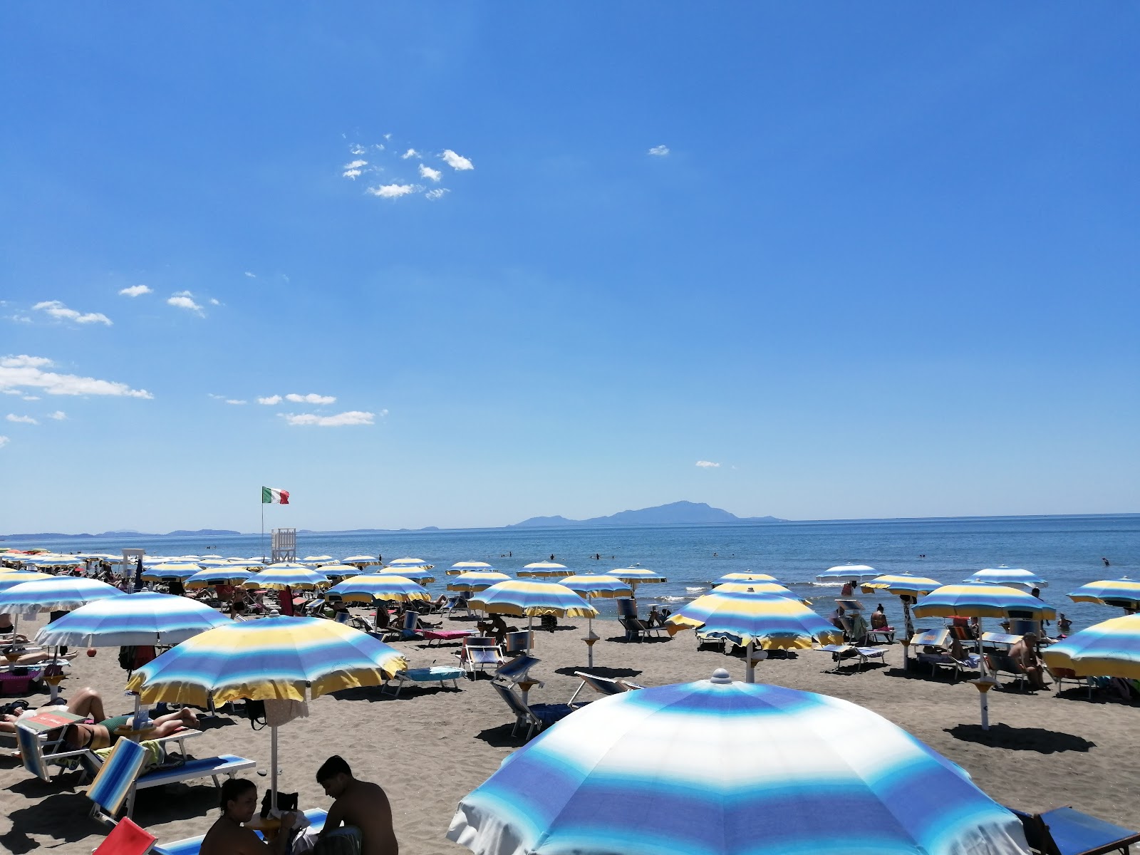 Foto di Spiaggia Flava (Castel Volturno) - luogo popolare tra gli intenditori del relax