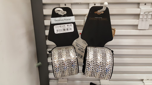 Clothing Store «Burlington Coat Factory», reviews and photos, 8225 E Kellogg Dr, Wichita, KS 67207, USA