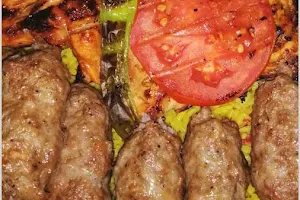 مطعم مشنكاح image