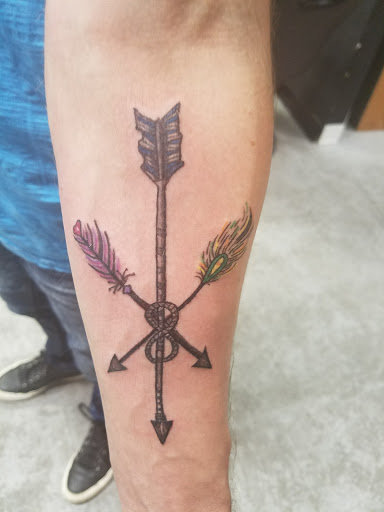 Tattoo Shop «Assassins Tattoo Shop», reviews and photos, 405 Reed Ave, Kalamazoo, MI 49001, USA