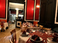 Atmosphère du Restaurant servant du couscous Patrimoine Kabyle à Lille - n°11