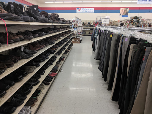 Thrift Store «Volunteers of America Thrift Store– Grove City», reviews and photos, 4026 McDowell Rd, Grove City, OH 43123, USA