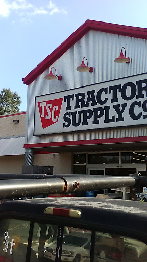 Home Improvement Store «Tractor Supply Co.», reviews and photos, 1884 N Collins Blvd, Covington, LA 70433, USA