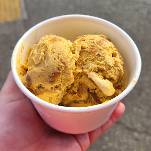 Dessert Shop «Tonallis Donuts & Cream», reviews and photos, 2805 NE Alberta St, Portland, OR 97211, USA