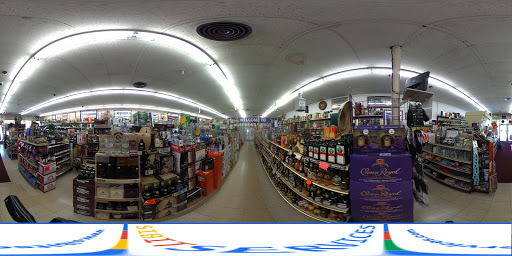 Liquor Store «Rosemont Liquors», reviews and photos, 9515 W Higgins Rd, Rosemont, IL 60018, USA