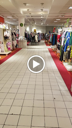 Shopping Mall «Lincolnwood Town Center», reviews and photos, 3333 Touhy Ave, Lincolnwood, IL 60712, USA