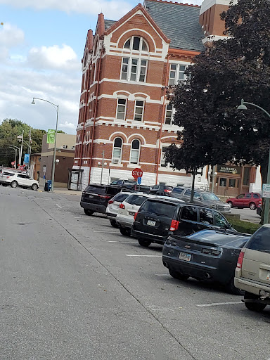 Shopping Mall «Penn Central Mall», reviews and photos, 200 High Ave W, Oskaloosa, IA 52577, USA