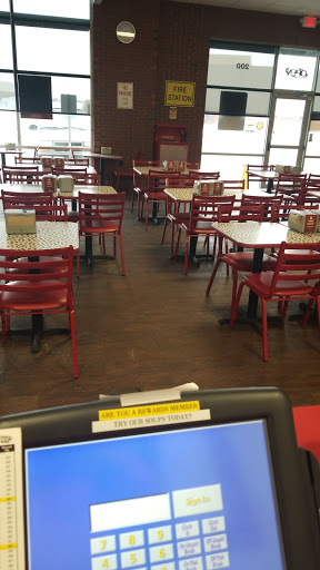 Sandwich Shop «Firehouse Subs», reviews and photos, 2460 Edgewood Rd SW #200, Cedar Rapids, IA 52404, USA