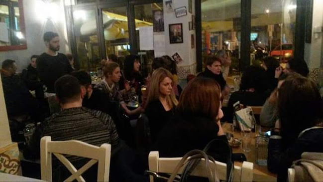 Μινιόν καφενείο - Εστιατόριο