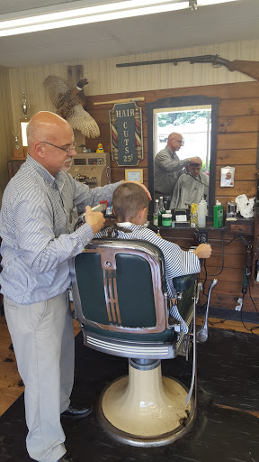 Barber Shop «Ye Olde Barber Shop», reviews and photos, 882 Main St, South Glastonbury, CT 06073, USA