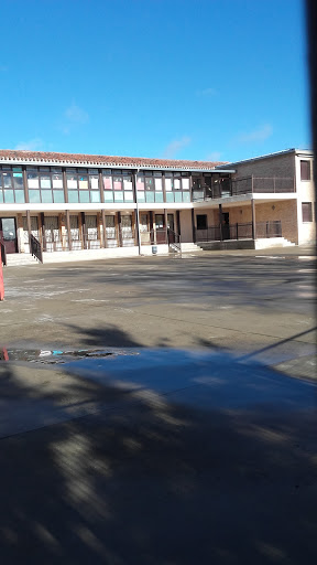 Colegio Público Ntra Sra De La Asunción, Institución educativa pública en Santacara,Navarra