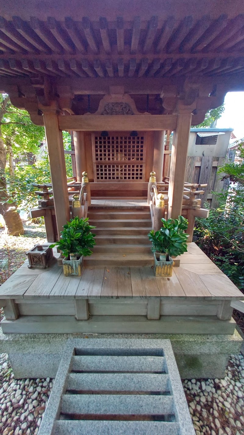 花陽稲荷神社