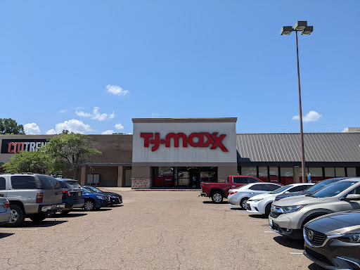 T.J. Maxx, 3405 Pemberton Square Blvd, Vicksburg, MS 39180, USA, 