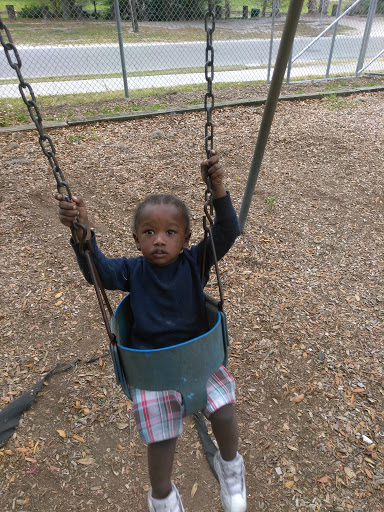 Community Center «Fair Oaks Park Community Center», reviews and photos, 5019 N 34th St, Tampa, FL 33610, USA