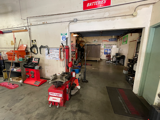 Mechanic «Folsom Auto Center», reviews and photos, 915 Bidwell St, Folsom, CA 95630, USA