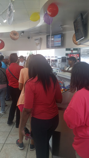 Bakery «Krispy Kreme Doughnuts», reviews and photos, 741 Hillcrest Rd, Mobile, AL 36695, USA
