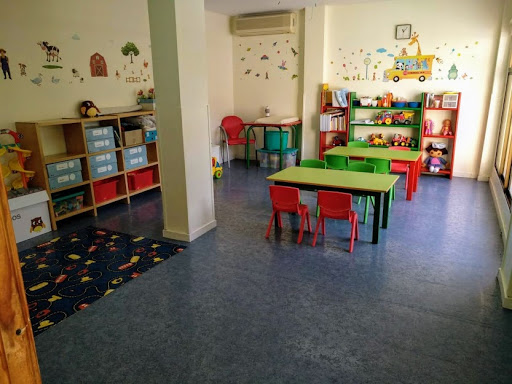 Centro Educación Infantil Bilingüe ARBOLITO (Centro Adherido a la Junta de Andalucía)