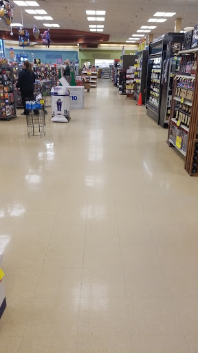 Grocery Store «Schnucks», reviews and photos, 4500 W Lloyd Expy, Evansville, IN 47712, USA