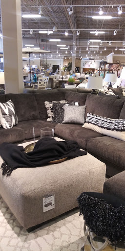 Furniture Store «Ashley HomeStore», reviews and photos, 5400 Grandview Pkwy, Davenport, FL 33837, USA
