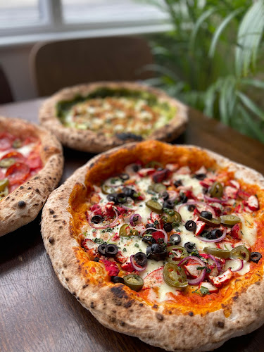 Reviews of East West in London - Pizza