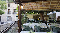 Atmosphère du Restaurant Le Petit Jardin à Saint-Guilhem-le-Désert - n°13