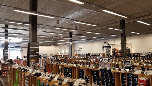 Shoe Store «DSW Designer Shoe Warehouse», reviews and photos, 1650 Airport Blvd #350, Pensacola, FL 32504, USA