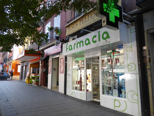 Información y opiniones sobre Pharmadiaz. Farmacia y Neuronutrición de Madrid