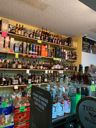 Liquor Store «Thunder Liquors», reviews and photos, 3101 Sunset Blvd, Rocklin, CA 95677, USA