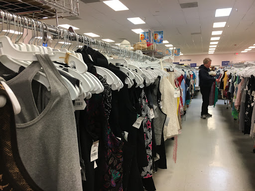Thrift Store «Goodwill», reviews and photos, 2460 Grass Valley Hwy, Auburn, CA 95603, USA