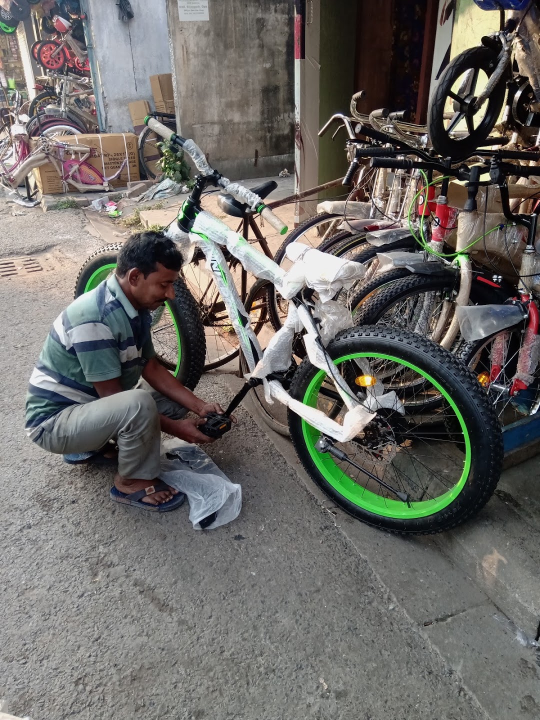 Sarkar Cycle Stores