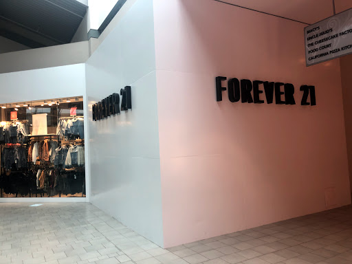 Clothing Store «Forever 21», reviews and photos, 400 Commons Way #310, Bridgewater, NJ 08807, USA