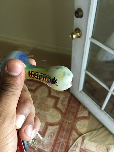 Tobacco Shop «In The Cut Smoke Shop», reviews and photos, 1424 N 32nd St, Phoenix, AZ 85008, USA