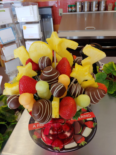 Gift Shop «Edible Arrangements», reviews and photos, 570 Stillwater Ave, Bangor, ME 04401, USA