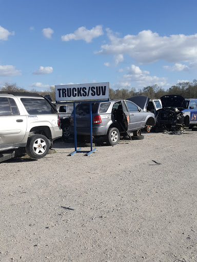 Auto Body Shop «LKQ Self Service - Baton Rouge», reviews and photos, 4007 I- 10 Frontage Rd, Port Allen, LA 70767, USA