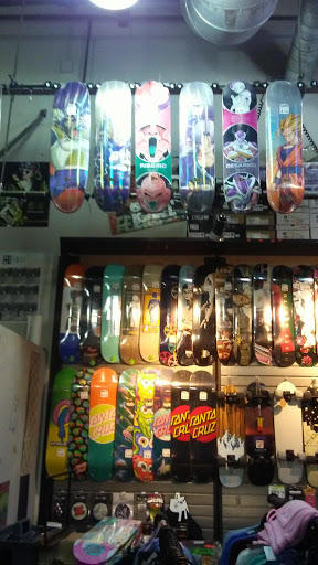 Shopping Mall «Sherwood Mall Shopping Center», reviews and photos, 5308 Pacific Ave, Stockton, CA 95207, USA