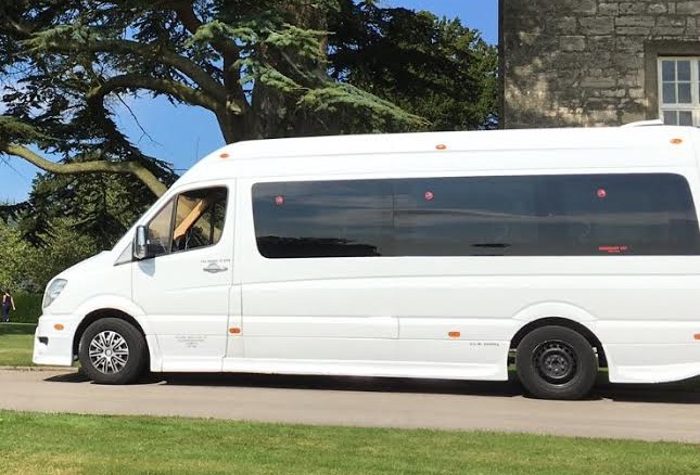 Minibus Hire Durham - Travel Agency