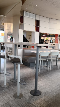 Atmosphère du Restauration rapide McDonald's à Clairoix - n°6