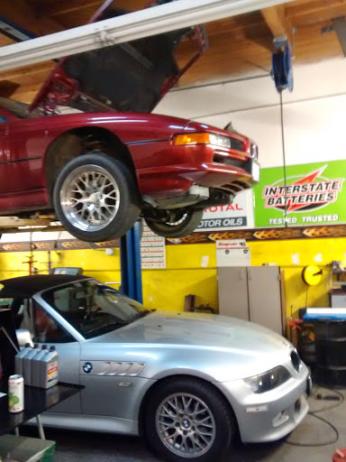 Auto Repair Shop «Automedic», reviews and photos, 1230 Western St B, Fairfield, CA 94533, USA