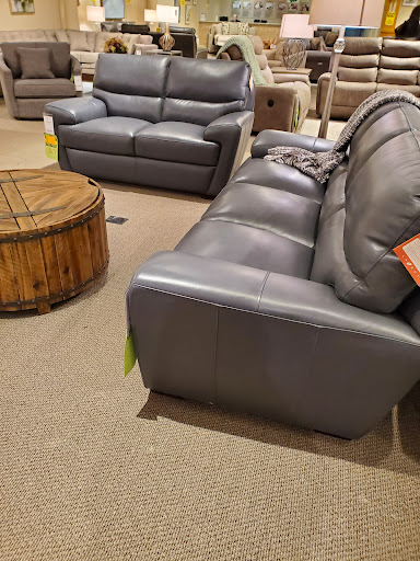 Furniture Store «La-Z-Boy», reviews and photos, 6609 W Grand Ave, Gurnee, IL 60031, USA