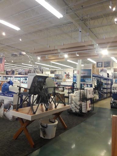 Marine Supply Store «West Marine», reviews and photos, 4000 Virginia Beach Blvd #100, Virginia Beach, VA 23452, USA