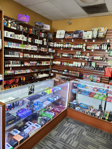 Tobacco Shop «US Tobacco», reviews and photos, 1701 N Larkin Ave #502, Crest Hill, IL 60403, USA