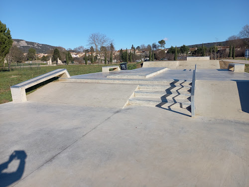 attractions Skatepark de Saint-Bauzille-de-Putois Saint-Bauzille-de-Putois