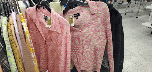 Clothing Store «Ross Dress for Less», reviews and photos, 3900 Sisk Rd, Modesto, CA 95356, USA