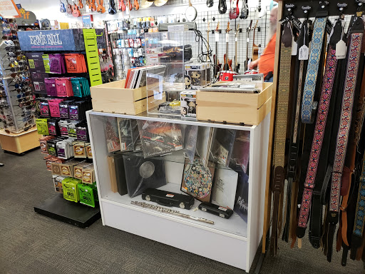 Used Book Store «2nd & Charles», reviews and photos, 401 US-190, Covington, LA 70433, USA