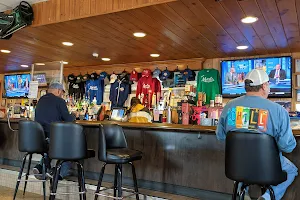Merl's Tavern image