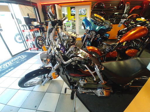 Motorcycle Dealer «Midwest Motorcycle Daytona», reviews and photos, 444 N Beach St, Daytona Beach, FL 32114, USA