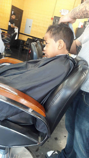 Barber Shop «Broadway Barber Shop», reviews and photos, 708 Broadway, Pawtucket, RI 02860, USA